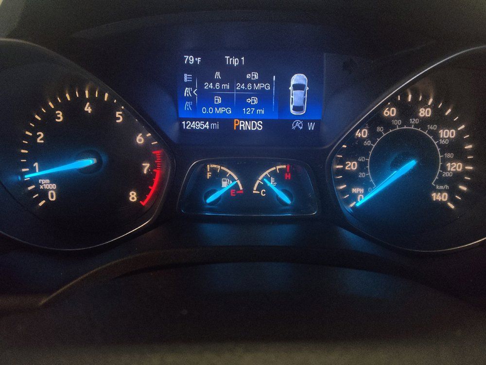 Used 2017 Ford Escape SE w/ Equipment Group 201A FWD image 23