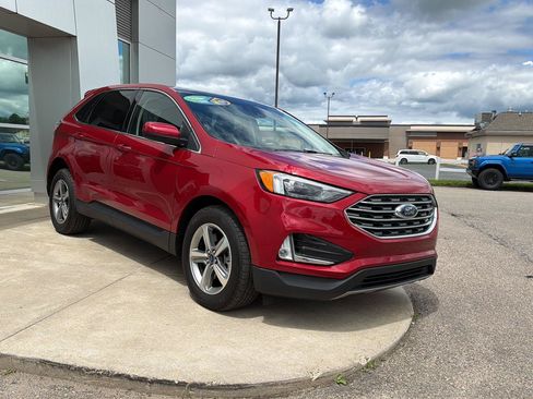 Used 2022 Ford Edge SEL w/ Convenience Package AWD/4WD image 3