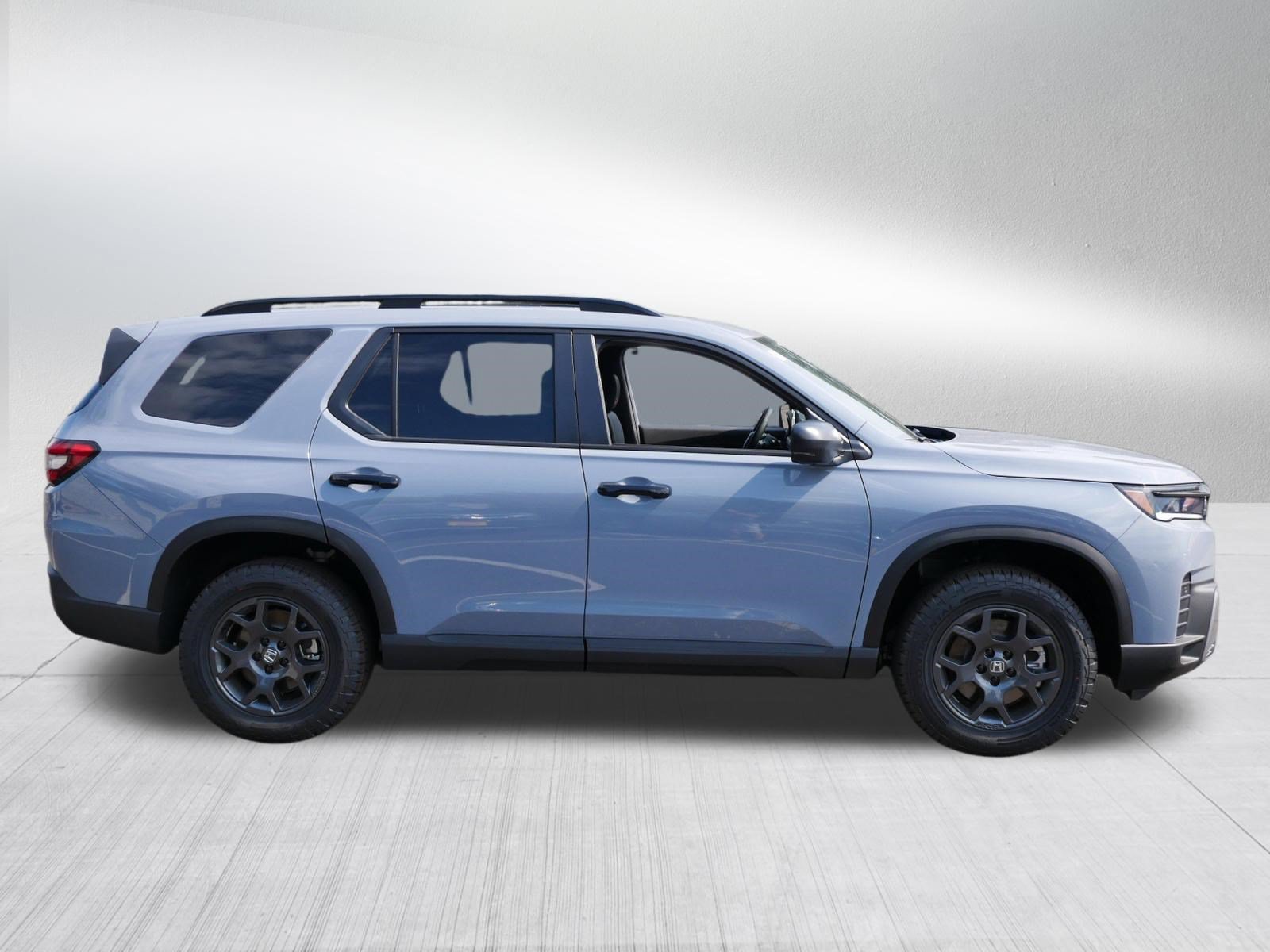 Certified 2026 Honda Pilot TrailSport image 8