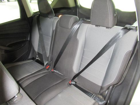 Used 2019 Ford Escape S image 28