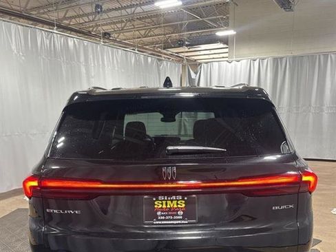 New 2025 Buick Enclave Sport Touring w/ Power Package image 7