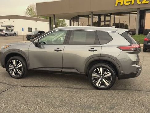 Used 2026 Nissan Rogue SL AWD/4WD image 6