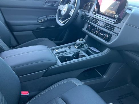 New 2025 Nissan Pathfinder S image 20