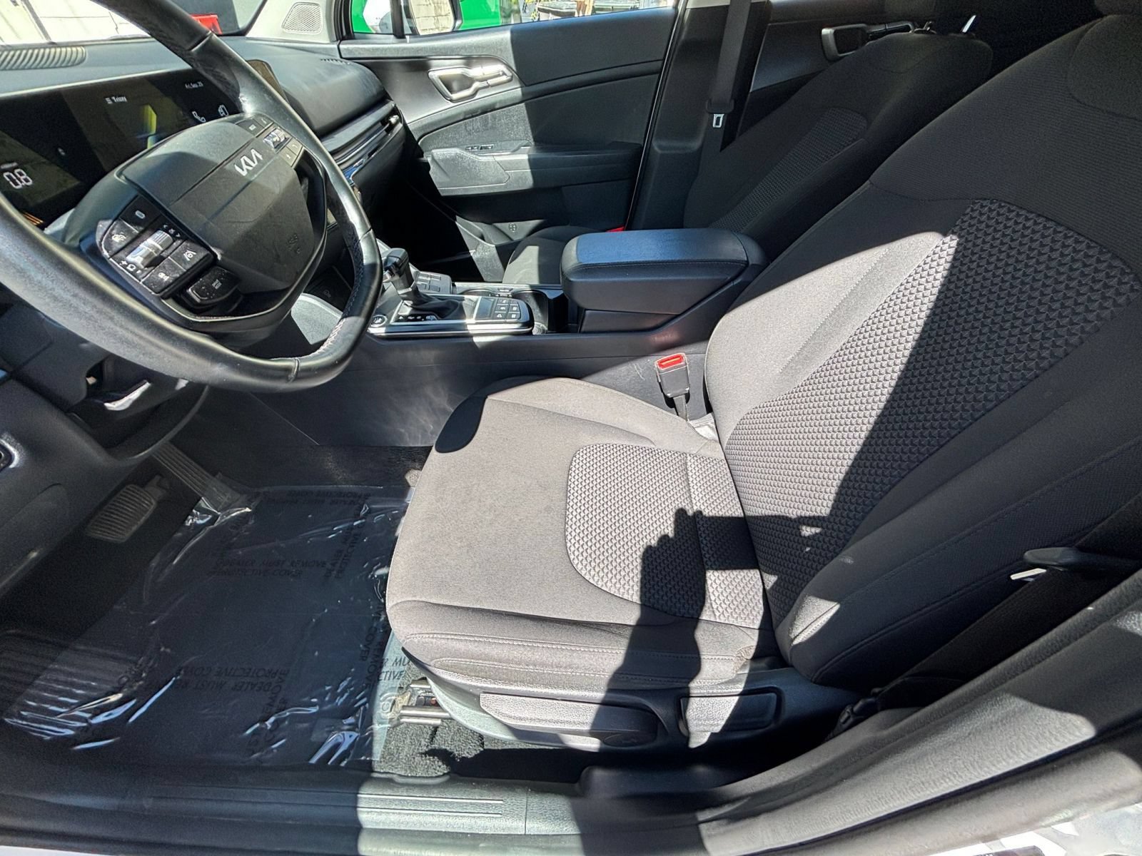 Used 2026 Kia Sportage LX FWD image 31