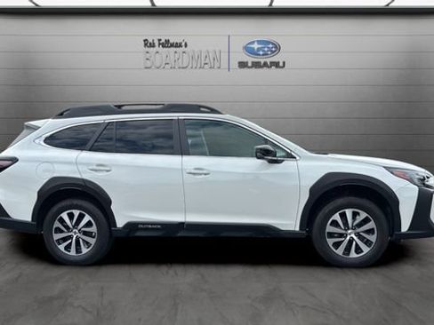 Used 2024 Subaru Outback Premium AWD/4WD image 3