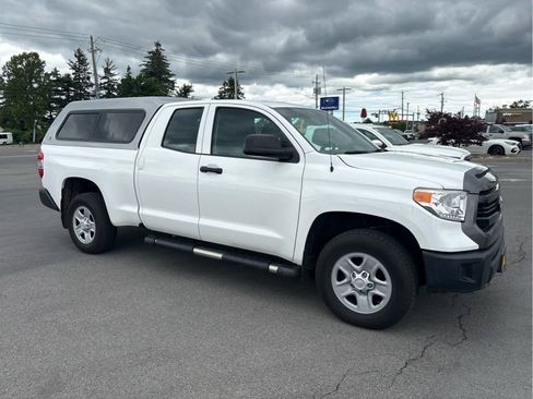 Used 2017 Toyota Tundra SR AWD/4WD image 2