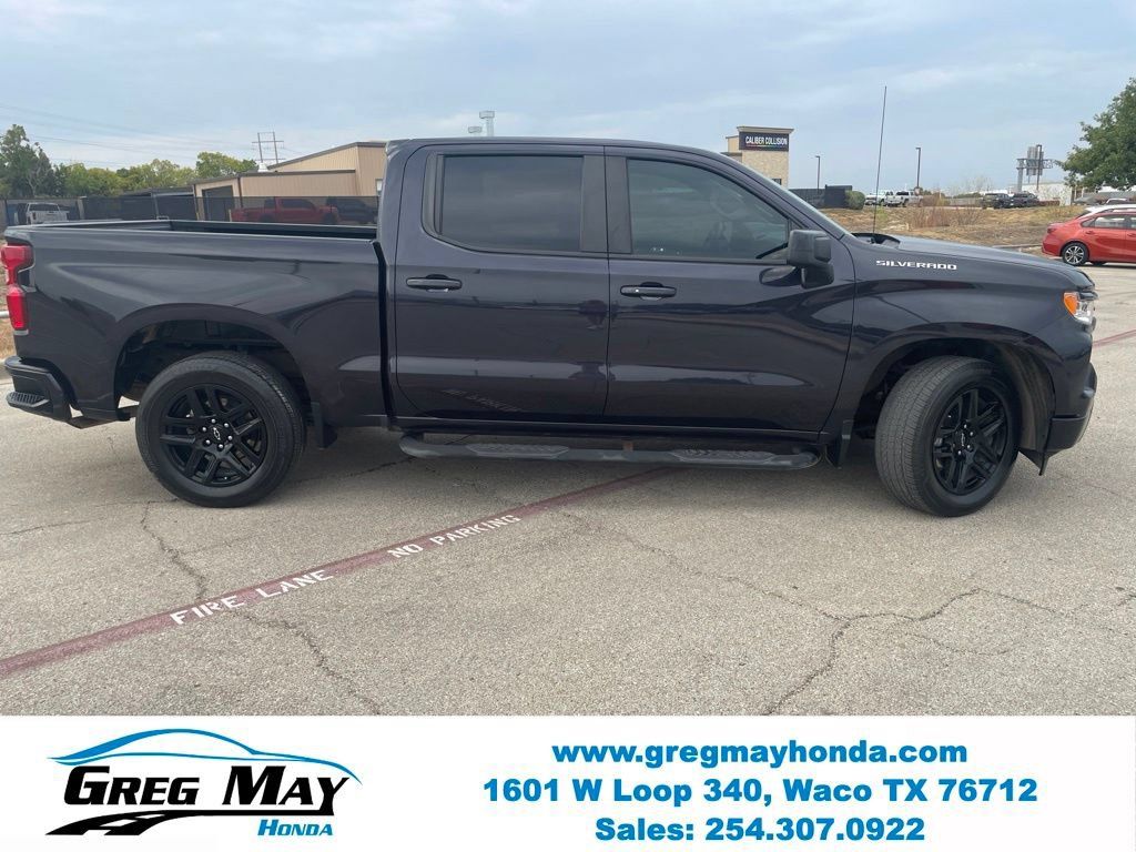 Used 2023 Chevrolet Silverado 1500 RST RWD image 2