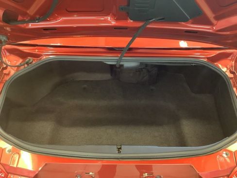 Used 2014 MAZDA MX-5 Miata Grand Touring w/ Premium Package RWD image 16