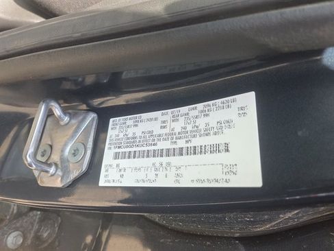Used 2019 Ford Escape SE FWD image 13