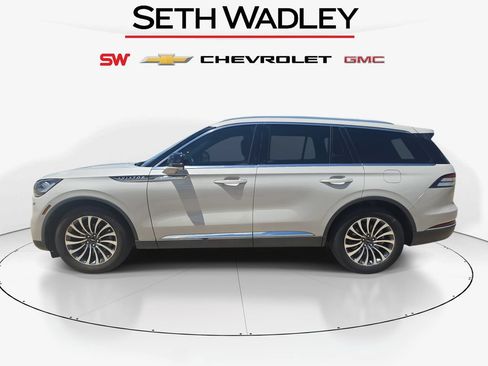 Used 2023 Lincoln Aviator Reserve w/ Elements Package Plus RWD image 4