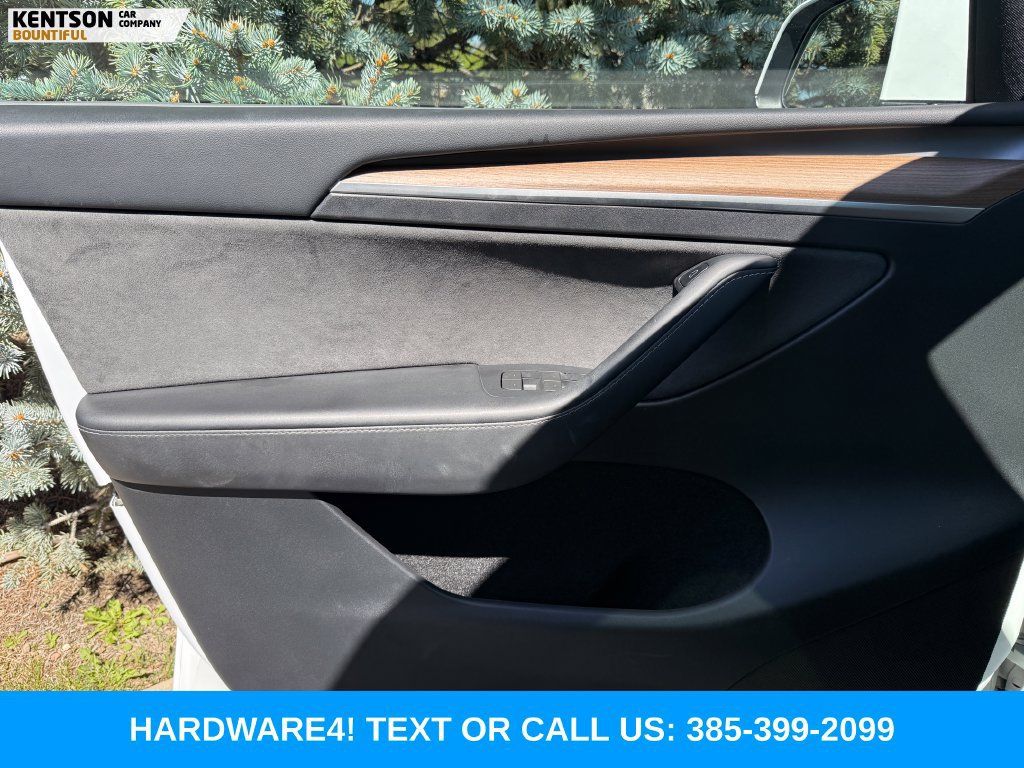 Used 2023 Tesla Model Y Long Range AWD/4WD image 15