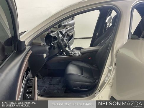 Used 2024 MAZDA CX-30 2.5 Turbo w/ Premium Package AWD/4WD image 12