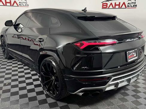 Used 2019 Lamborghini Urus AWD/4WD image 4