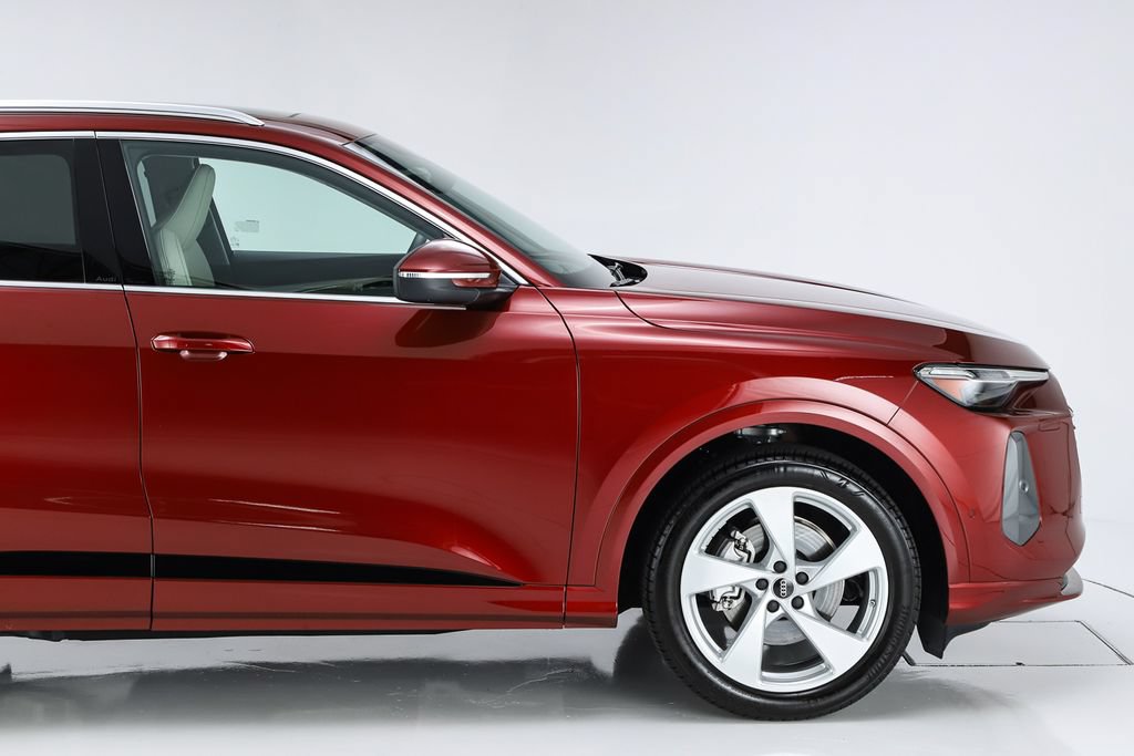 Used 2025 Audi Q5 Prestige AWD/4WD image 16