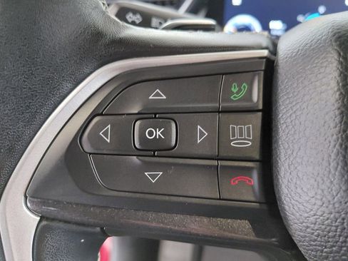 Used 2022 Jeep Grand Cherokee Altitude image 20