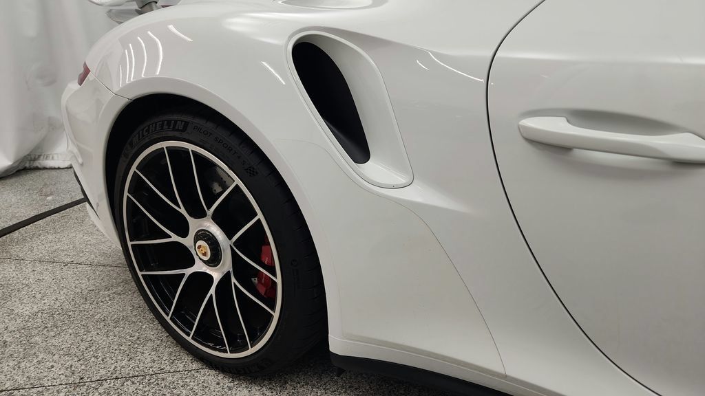 Used 2019 Porsche 911 Turbo AWD/4WD image 24