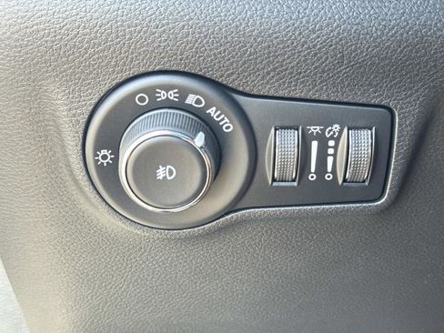 New 2026 Jeep Compass Latitude AWD/4WD image 13