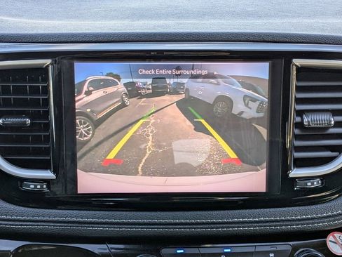 Certified 2024 Chrysler Pacifica Select image 34