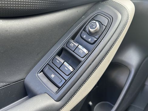 Used 2023 Subaru Forester Limited image 14