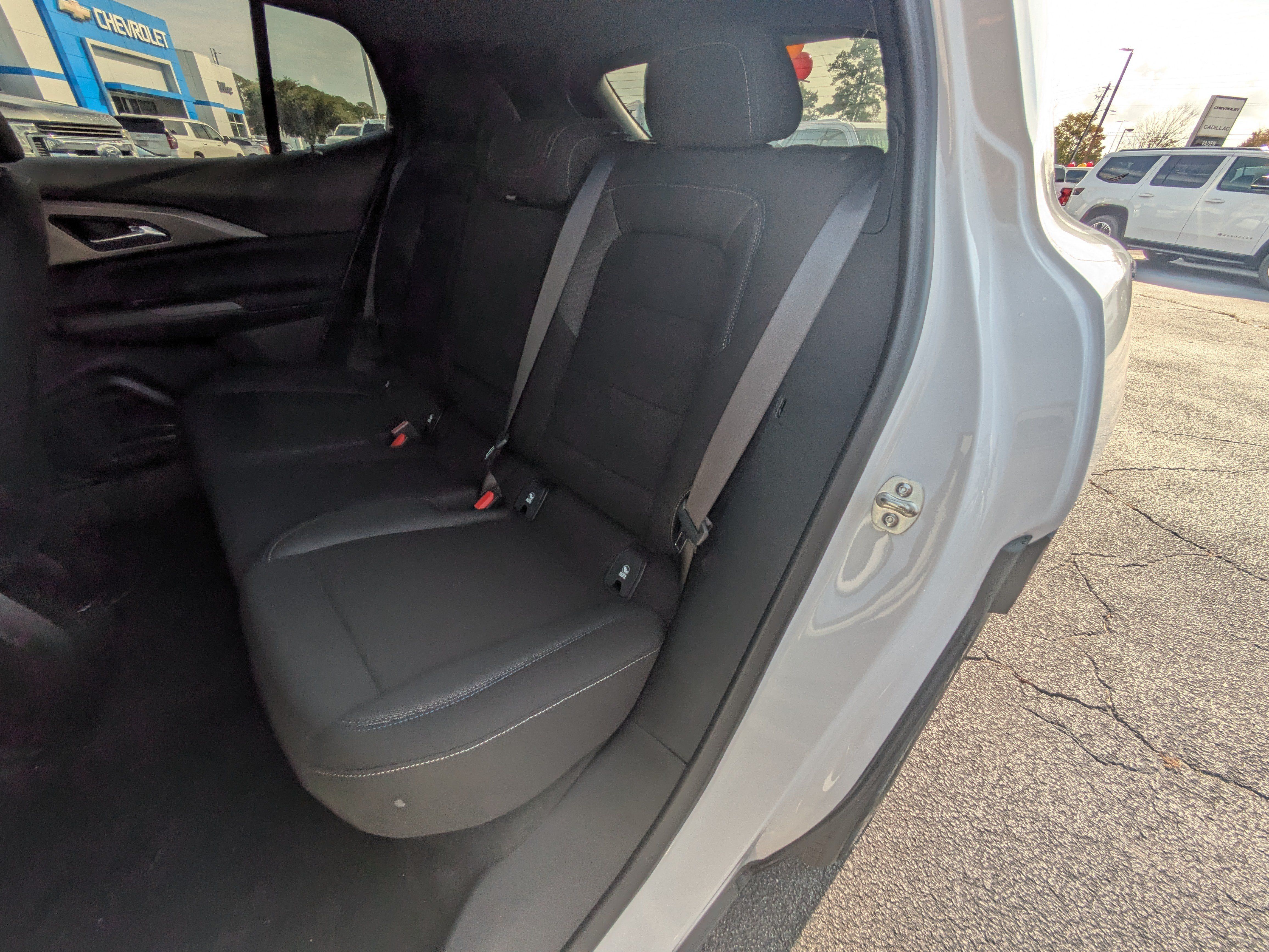 New 2026 Chevrolet Equinox EV LT w/ Comfort Package AWD/4WD image 7