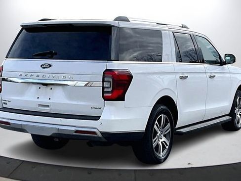 Used 2024 Ford Expedition Max Limited image 9