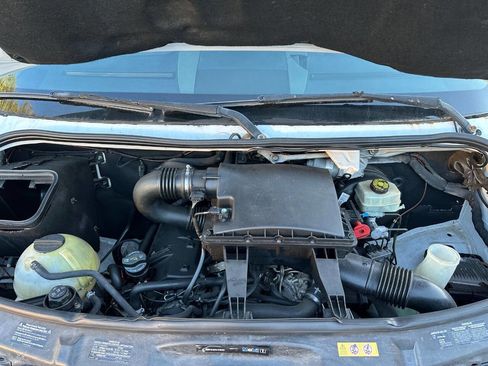 Used 2013 Mercedes-Benz Sprinter 2500 image 17