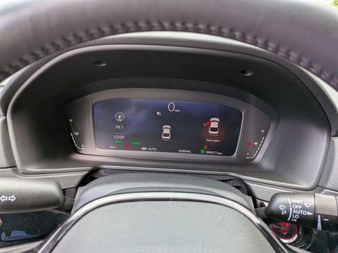 Used 2023 Honda Accord Touring image 10