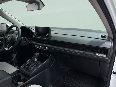 Certified 2025 Honda CR-V LX image 32