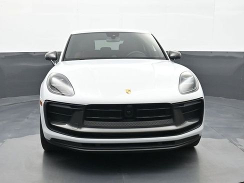 Certified 2024 Porsche Macan Turbo image 26