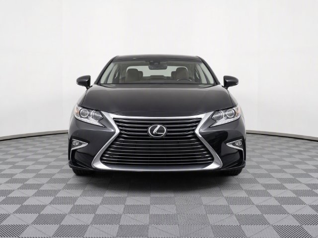 Used 2018 Lexus ES 350 w/ Navigation System Package FWD image 5