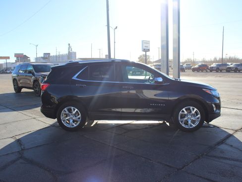 Used 2020 Chevrolet Equinox Premier image 4
