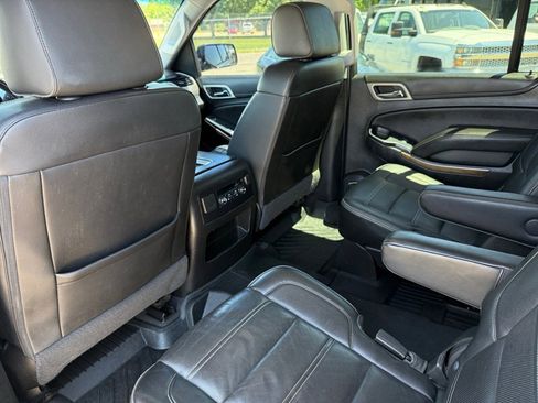 Used 2020 GMC Yukon XL Denali AWD/4WD image 16