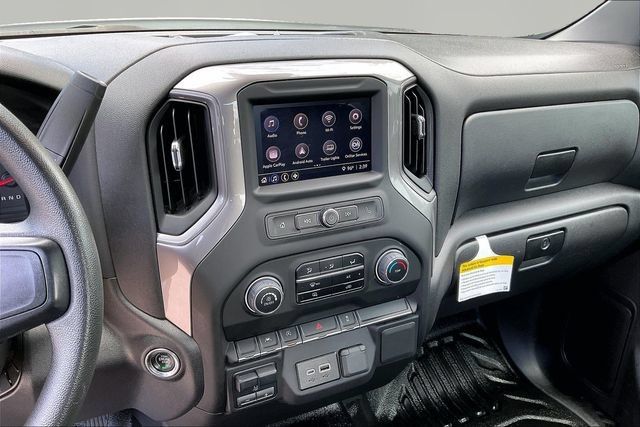 Used 2024 Chevrolet Silverado 1500 W/T w/ Trailering Package AWD/4WD image 9