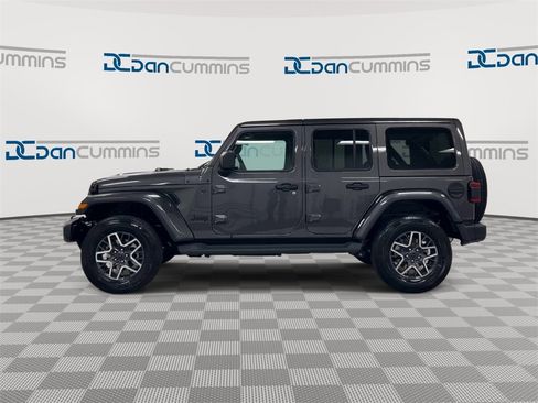 New 2026 Jeep Wrangler Sahara image 5