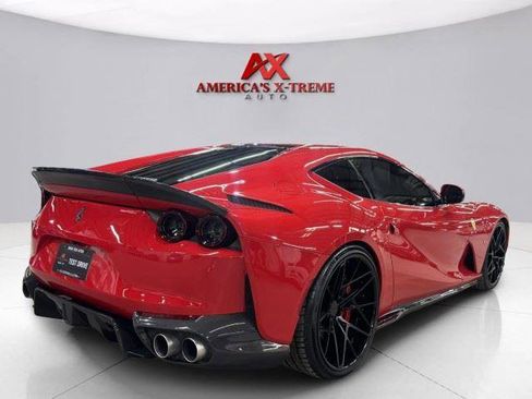 Used 2019 Ferrari 812 Superfast RWD image 8