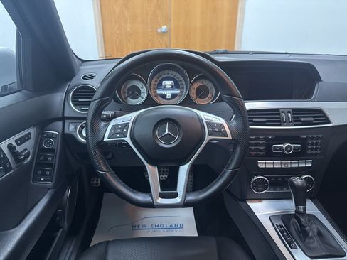 Used 2013 Mercedes-Benz C 300 4MATIC Sedan image 7