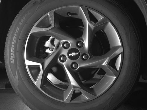 Used 2025 Chevrolet Trax LT image 12