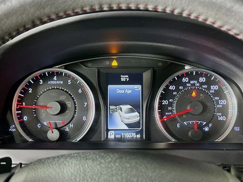 Used 2017 Toyota Camry SE FWD image 19
