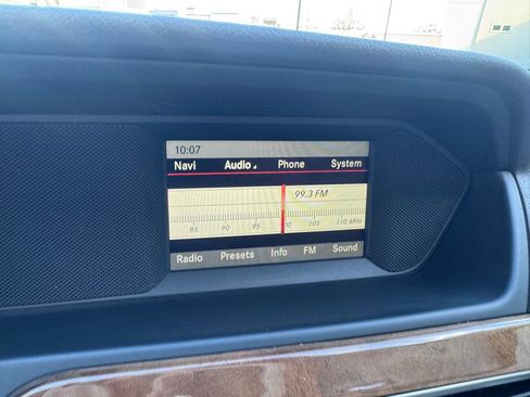 Used 2013 Mercedes-Benz C 250 Sedan image 18