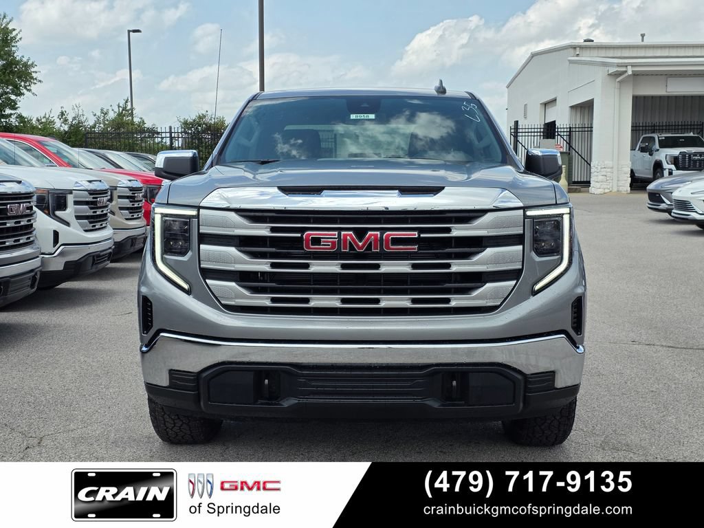New 2026 GMC Sierra 1500 SLE w/ X31 Off-Road Package AWD/4WD image 2