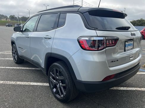 New 2026 Jeep Compass Limited image 8