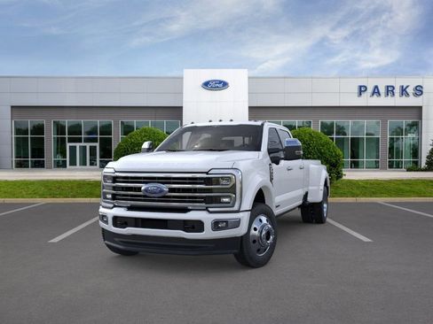 New 2026 Ford F450 4x4 Crew Cab Super Duty image 2