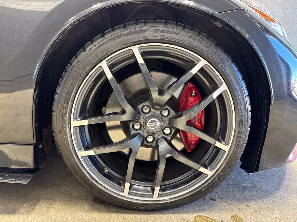 Used 2017 Nissan 370Z NISMO RWD image 24