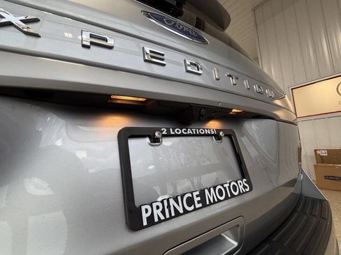 Used 2024 Ford Expedition Max XLT image 22