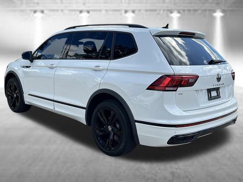 Certified 2024 Volkswagen Tiguan SE R-Line FWD image 4