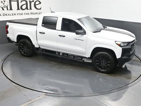 New 2026 Chevrolet Colorado W/T image 16