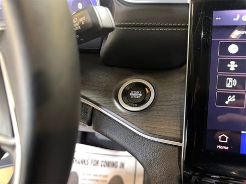 Used 2022 Jeep Grand Cherokee L Limited image 29