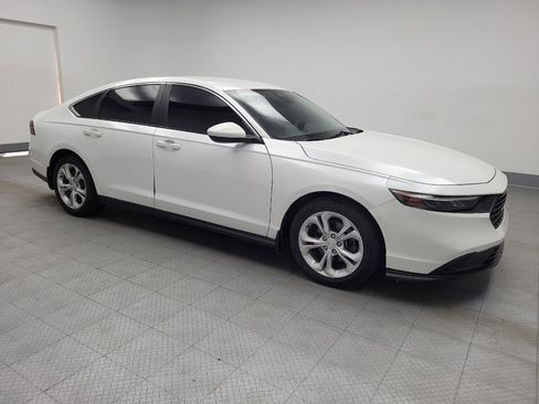 Used 2023 Honda Accord LX image 11