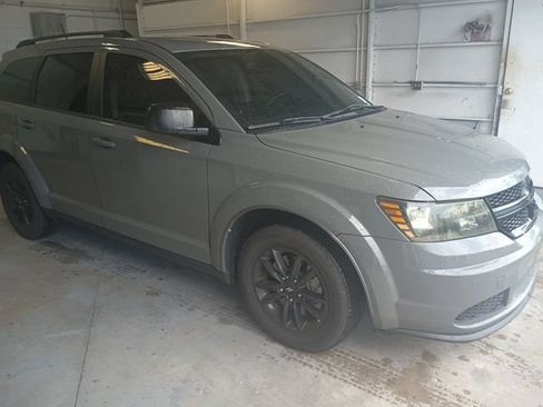 Certified 2020 Dodge Journey SE w/ SE Popular Equipment Group FWD image 6