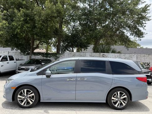 Used 2023 Honda Odyssey Touring image 8